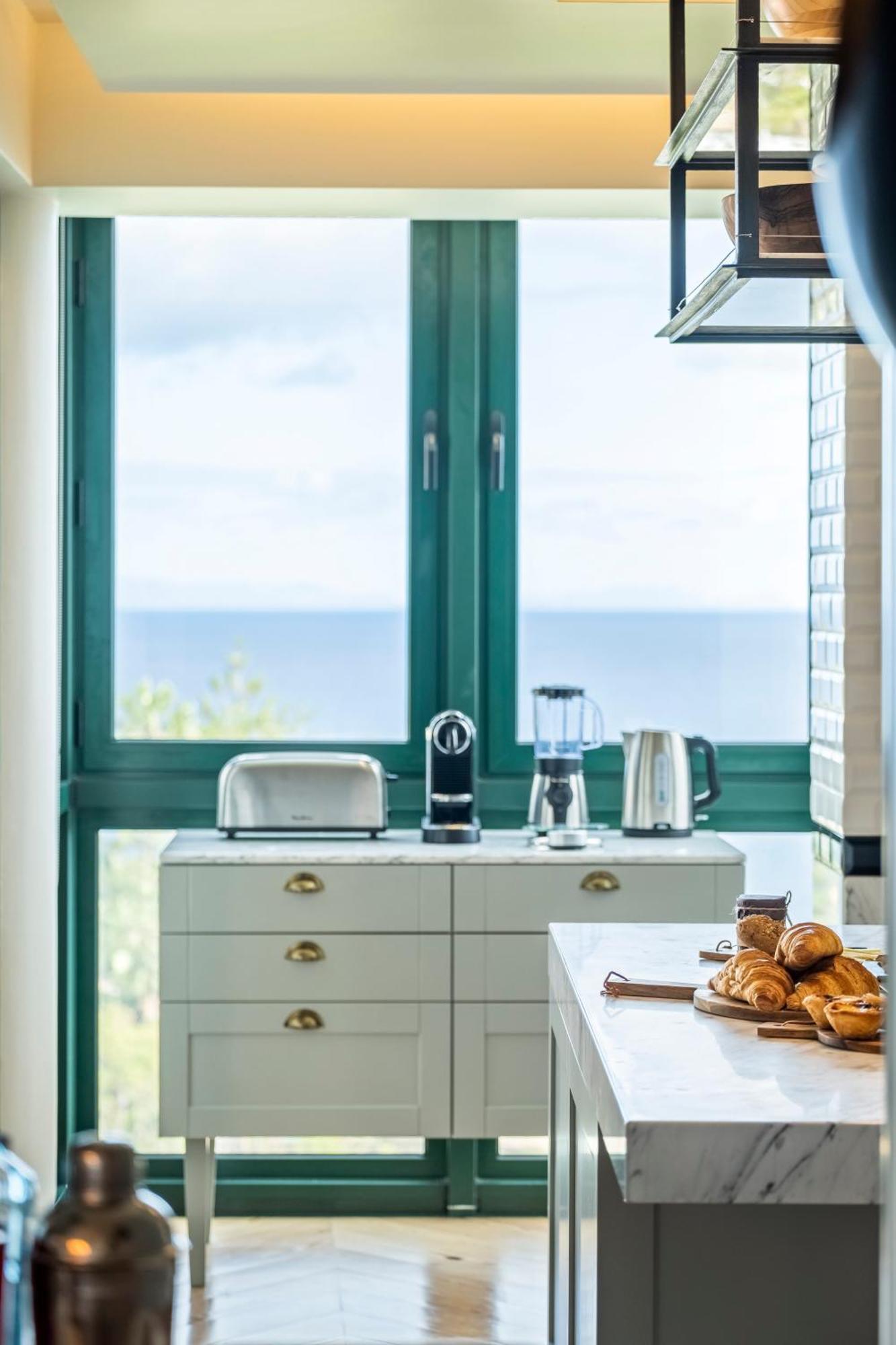 푼샬 Luxury Oceanfront At Reid'S Gardens 아파트 외부 사진